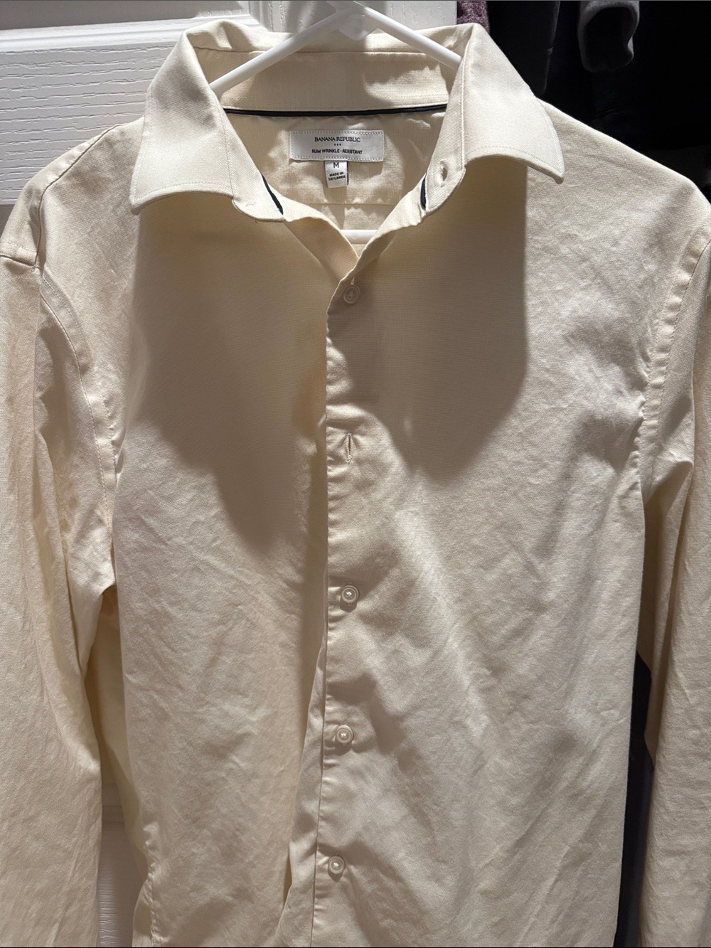 Banana Republic Men's Cream Dress Shirt with Spread Collar